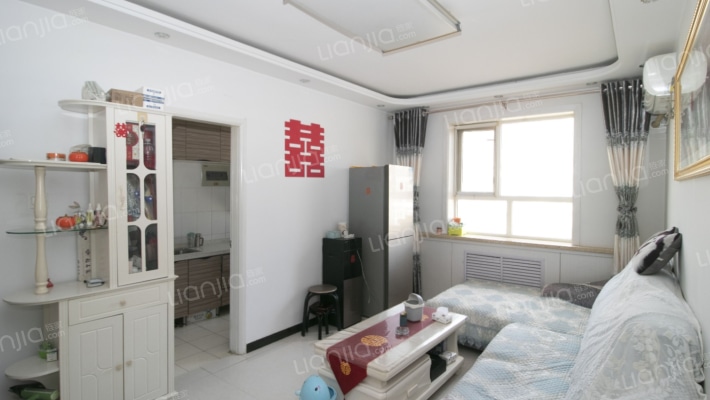 美居丽景园西区二手房实景图