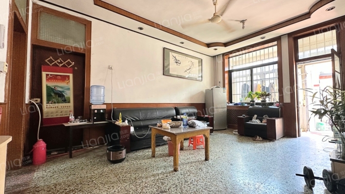 中所南街建委宿舍二手房实景图