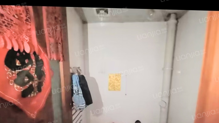 东方制药家属院 3室1厅 南 北-卫生间