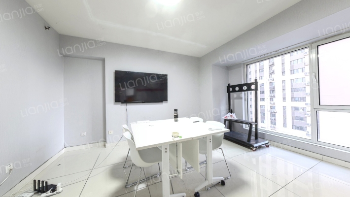 广厦聚隆广场二手房实景图