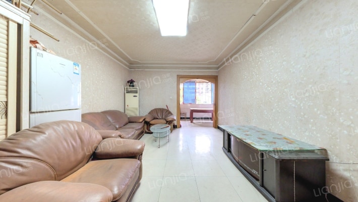 沙龙路二段二手房实景图