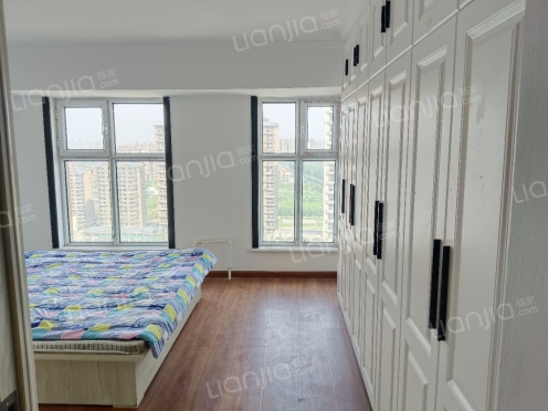 整租·鼎盛国际 2室1厅 南/北