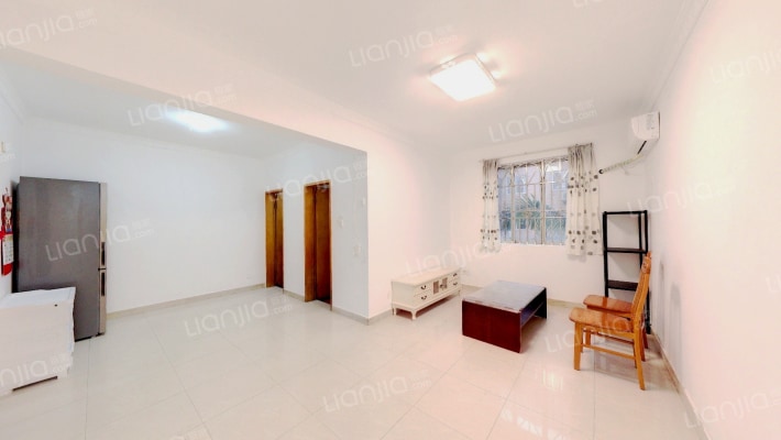 先科花园二手房实景图