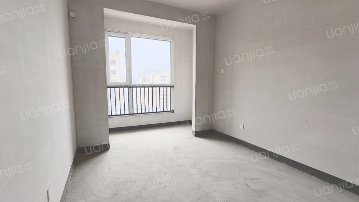 小区大社区，小区环境优美，物业管理完善，70年产权-卧室A