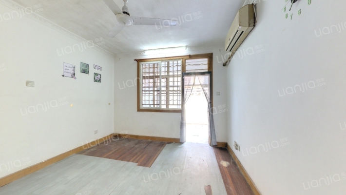 望佳一村二手房实景图