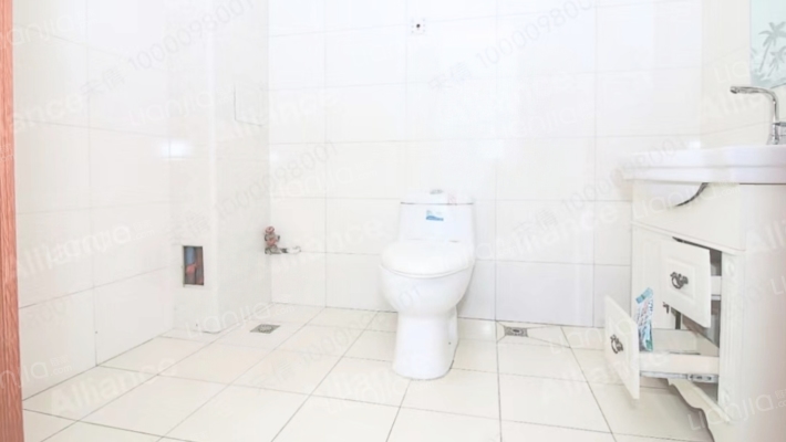 竹语堂 4室2厅 南 北-卫生间B