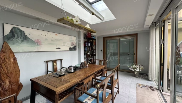 外贸基地小区二手房实景图