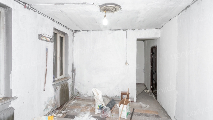 八道沟工会楼二手房实景图