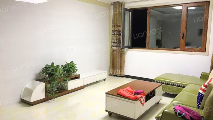 平安馨苑二手房实景图