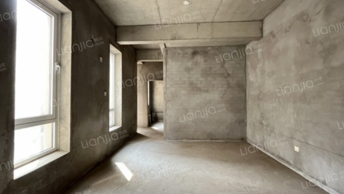 京都颐和城爱丁堡 联排边户大院子 南入户-餐厅