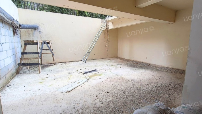 此房是下跃户型 房本满二 着急出售-阳光房