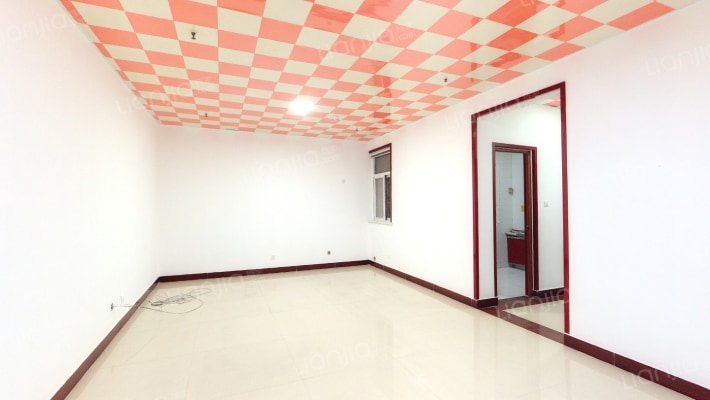 信德 · 彩世界二手房实景图