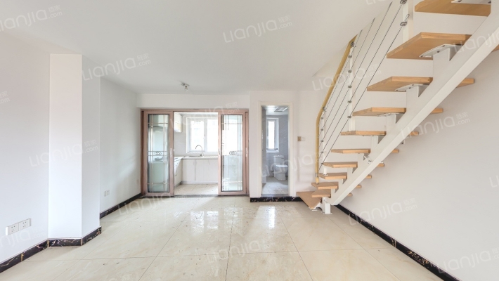 金川纯水岸二手房实景图