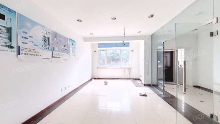 翠泉别墅二手房实景图