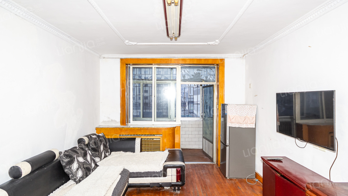 振二烟草公司楼二手房实景图