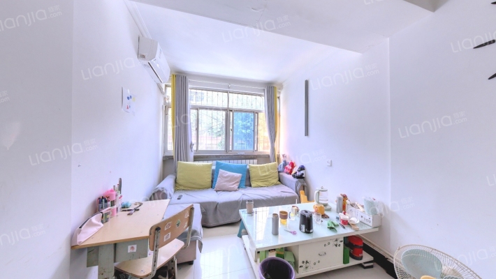 环保家属院二手房实景图