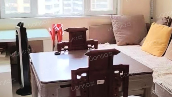 水岸花城，好房源，环境好，交通便利。-客厅