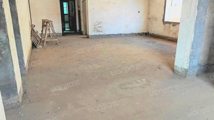 辉吐巷23号二手房实景图