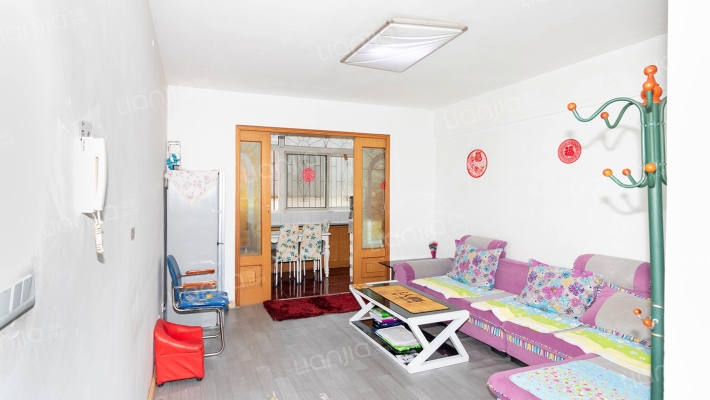 八一新村二手房实景图