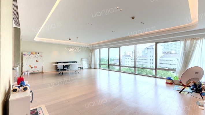 梵悦万国府二手房实景图