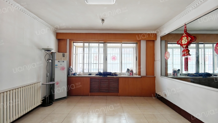 东湖路国税局宿舍二手房实景图