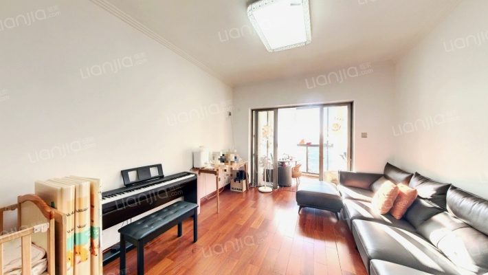 保利林语山庄二手房实景图