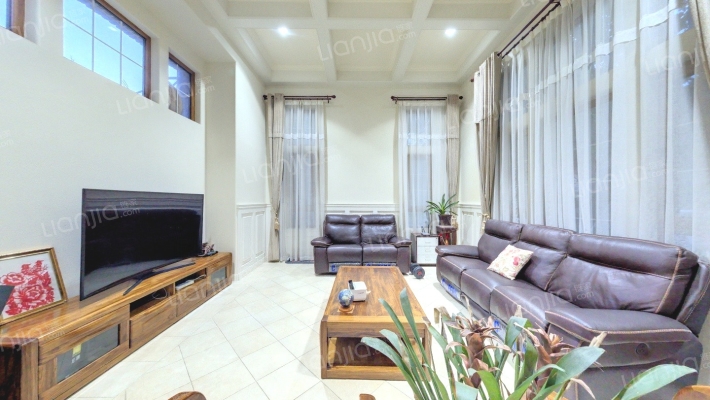 纳帕尔湾二手房实景图