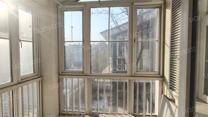 急售琉璃湖精装双拼别墅，精装修，价格美丽-露台