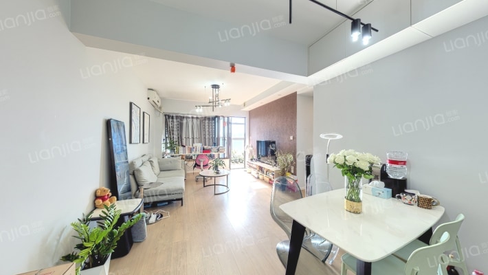 香蜜原著二手房实景图