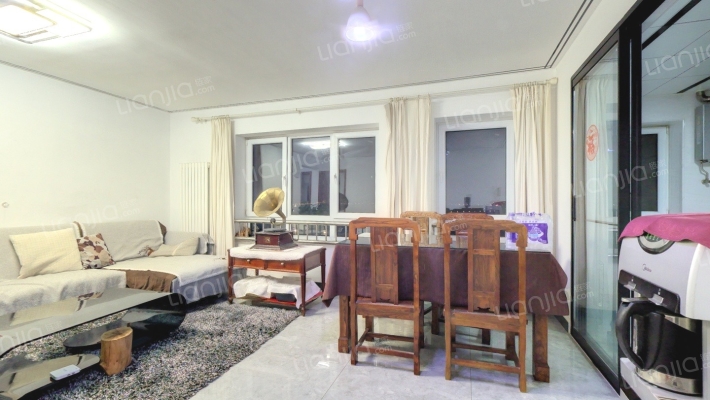 青荷里宸欣园二手房实景图