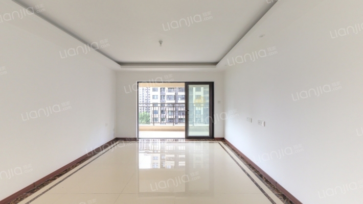 万科金域滨江二手房实景图