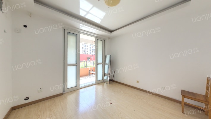 水清年华花园二手房实景图