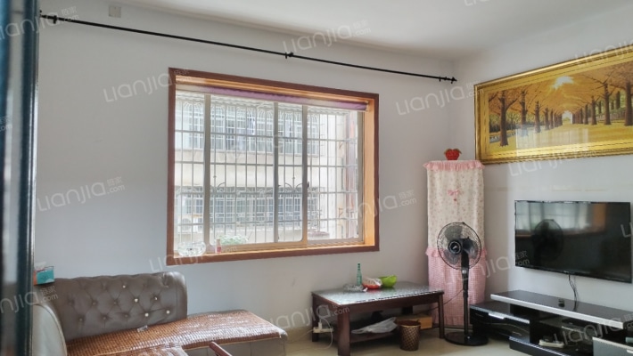 商业银行家属区二手房实景图