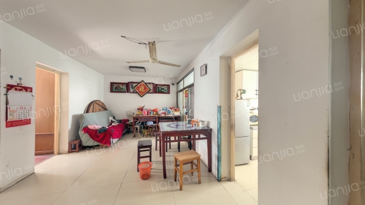 虹桥新苑东区二手房实景图