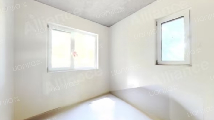 桃源新都孔雀城 3室1厅 南 北-卧室A