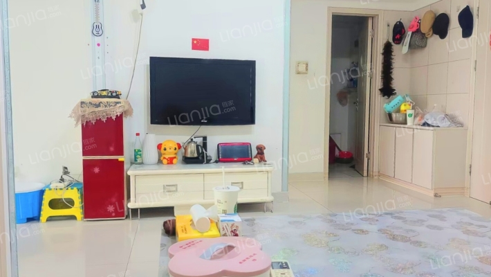 美联公寓二手房实景图