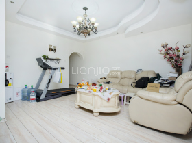 【欢乐谷景区朝北,朝南300-400万,500-800万二