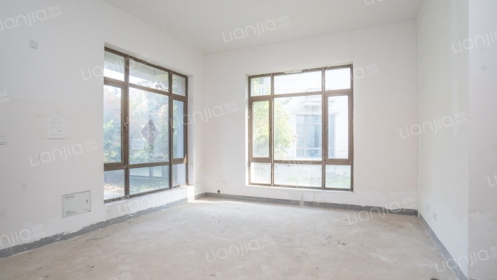 碧桂园凤凰城翡翠岛D区二手房实景图