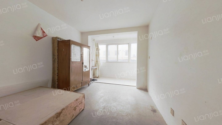 盛海公寓二手房实景图