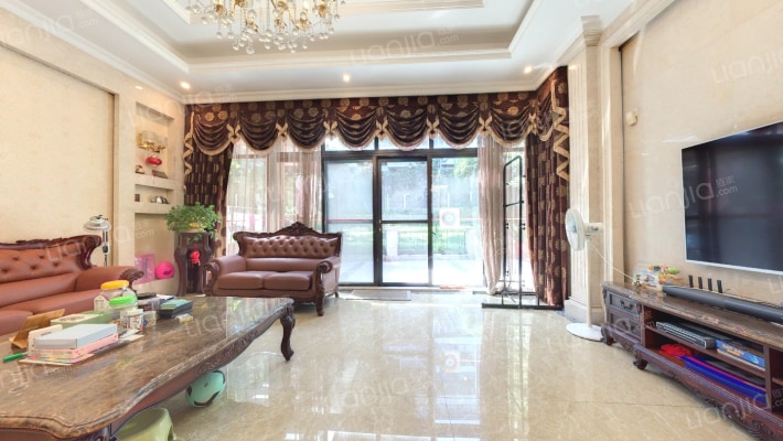 星河丹堤二手房实景图