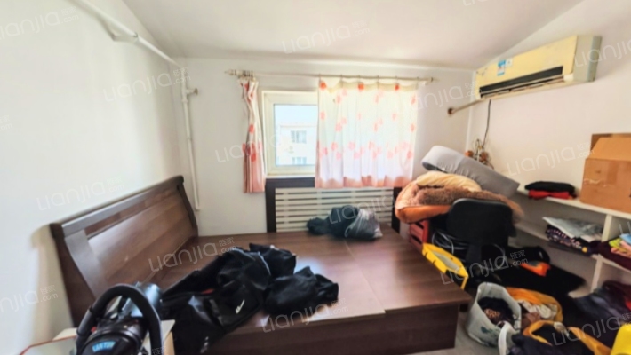 物探社区五越六阁楼，满五唯一，五居双卫，三卧朝阳-卧室C