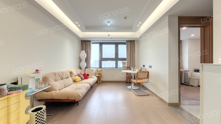 万科鑫苑SkyPark云璞二手房实景图