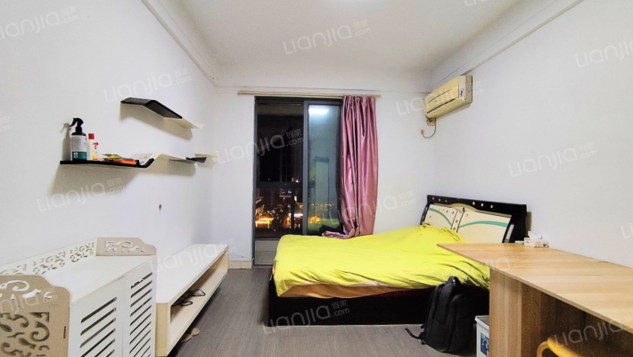 奥林公寓二手房实景图