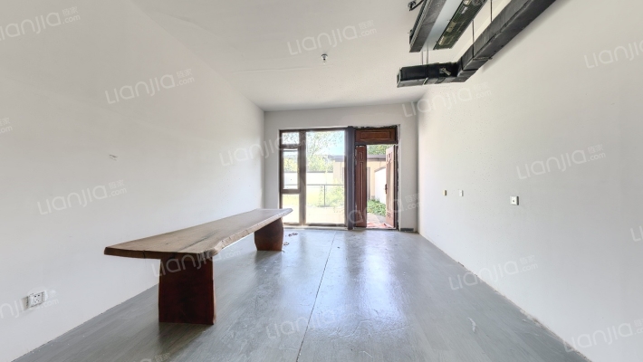 兴创荣墅二手房实景图