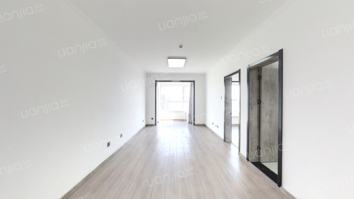 金色维也纳滨东花园二手房实景图