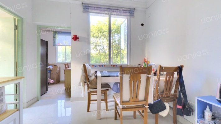 万寿新村六区二手房实景图