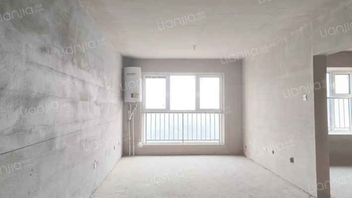 三利中和城二期C区 2室1厅 南-客厅