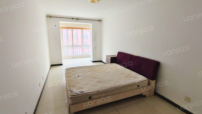 南北通透三居，中间楼层，房本满五，税费低。-卧室A