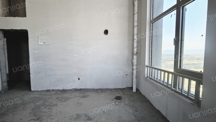 浪潮一览云山公寓房*高新区小，学出行方便-客厅