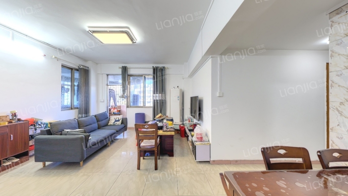 伟安花园二手房实景图